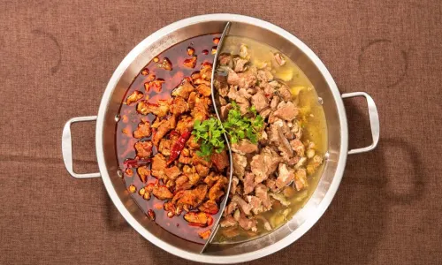 LAO BAO QIAO JIAO NIU ROU