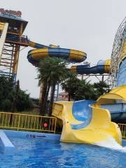 Aiqinhai Water Amusement Park