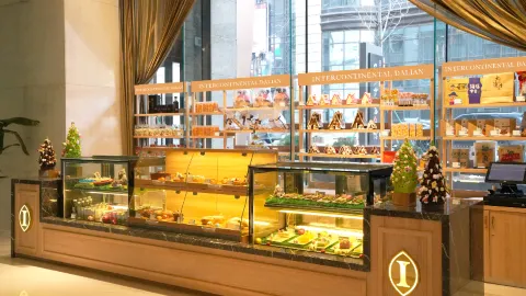 Breeze Gourmet Deli in Dalian