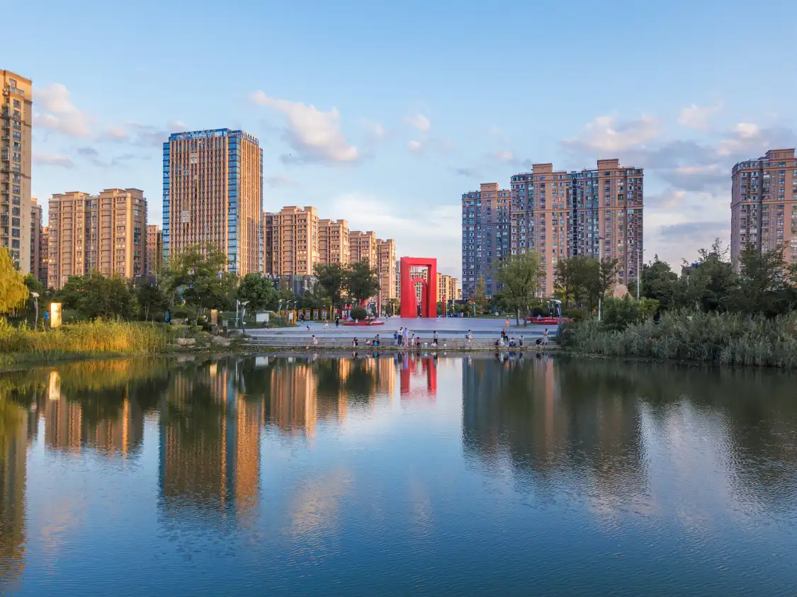Hotels near Jiulonghu Park