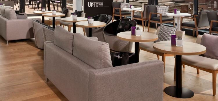 UpTown Sky Lounge & Restaurant