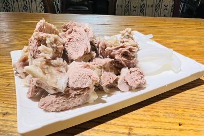 wu wu zi yang gao rou zhuan mai dian(xin min lu mei shi jie dian)