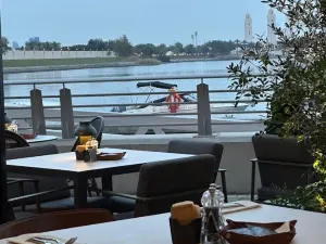 Saddle House - Marsa Al Bateen