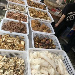 JUN WO ZI YE SHENG JUN HUO GUO HUO PIAO YANG ROU HUO GUO 여행 사진
