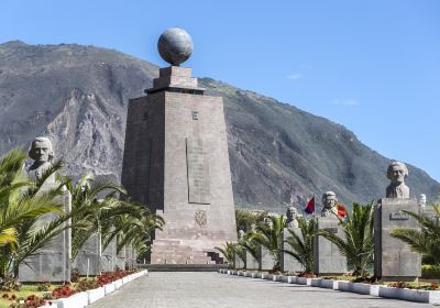 Monument équatorial (La Mitad del Mundo)