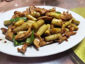 湾岭鸡饭店