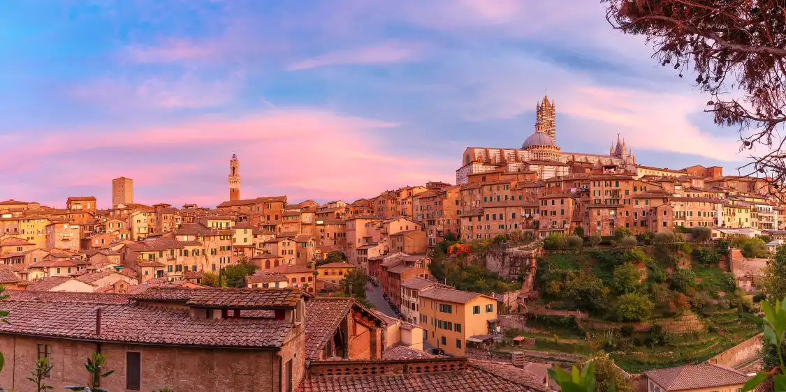 Hotels near Piazza del Campo