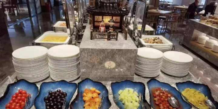 琿春民族花園國際酒店·二樓自助早餐廳