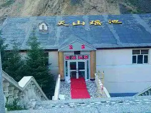 Tianshan Yaochi of Shawan Hot Spring