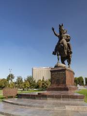 Amir Temur Square