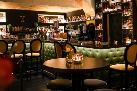 Josef Cocktailbar