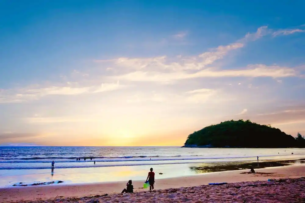 Hotels near Layan Beach