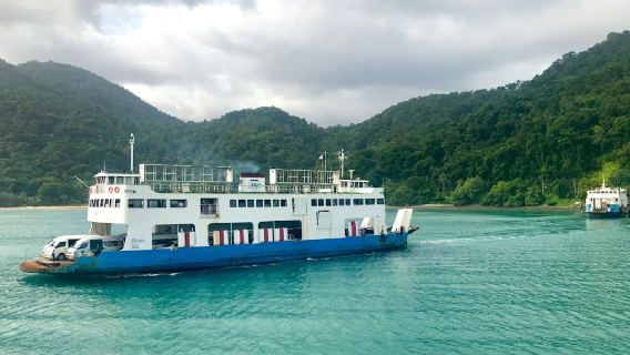 Koh Chang Ferry (Aow Thammachat)