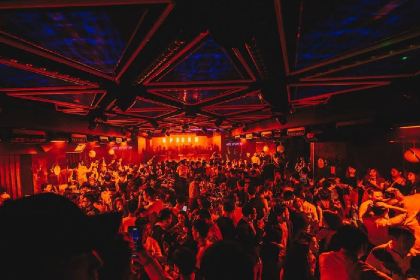 BOOMERANG • The Illusionist