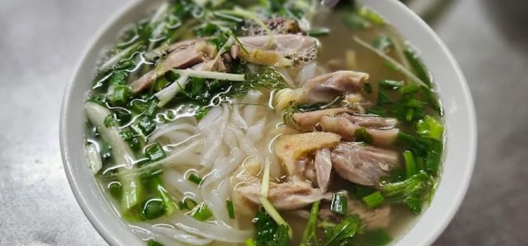 Phở Gà Nguyệt
