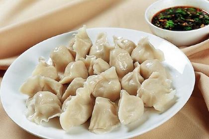 老关东泉水柴火炖(长白山店)