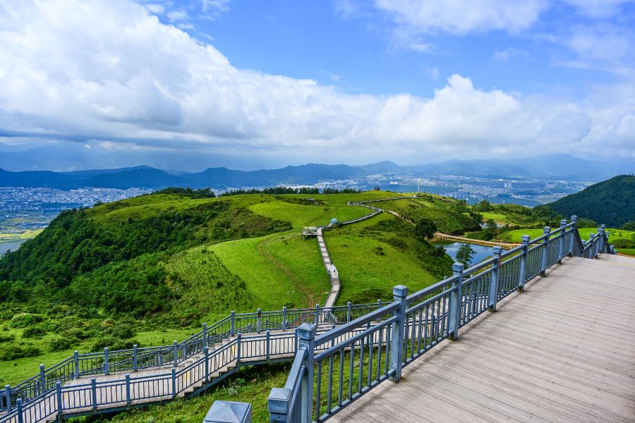 東山草原