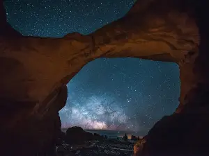 モーアブの人気夜の観光スポット