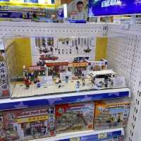 全港首間玩具" 反斗城分店 玩具種類齊全