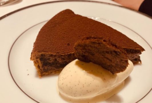 L'AMBROISIE User Photo