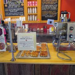 Crossroads Bake Shop User Photo