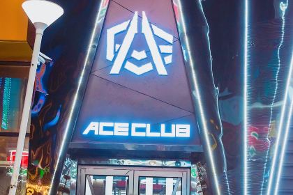 ACE CLUB