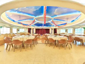 Qiandao Lake Earl Luxury Cruise