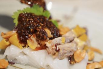 Yì By Jereme Leung User Photo