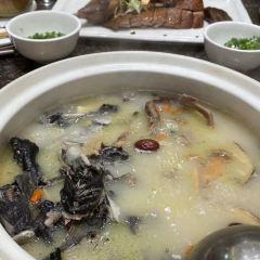 QIN SHAN ZHAI RESTAURANT User Photo