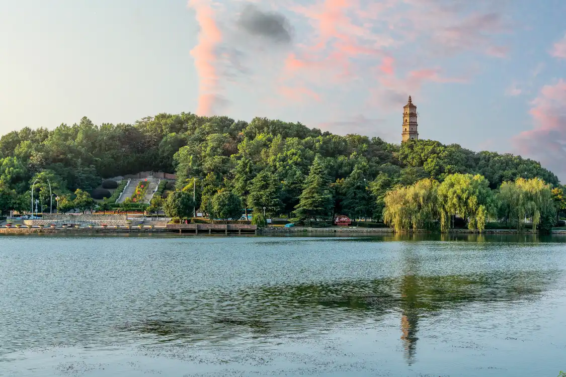 바이허 공원 주변 호텔