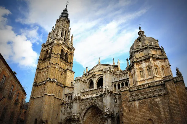 Museo Pedagógico y del Niño de Castilla-La Mancha周辺のホテル