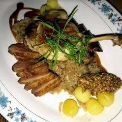 Dusek's Tavern User Photo