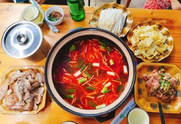 顶素小吃烫皮牛肉馆