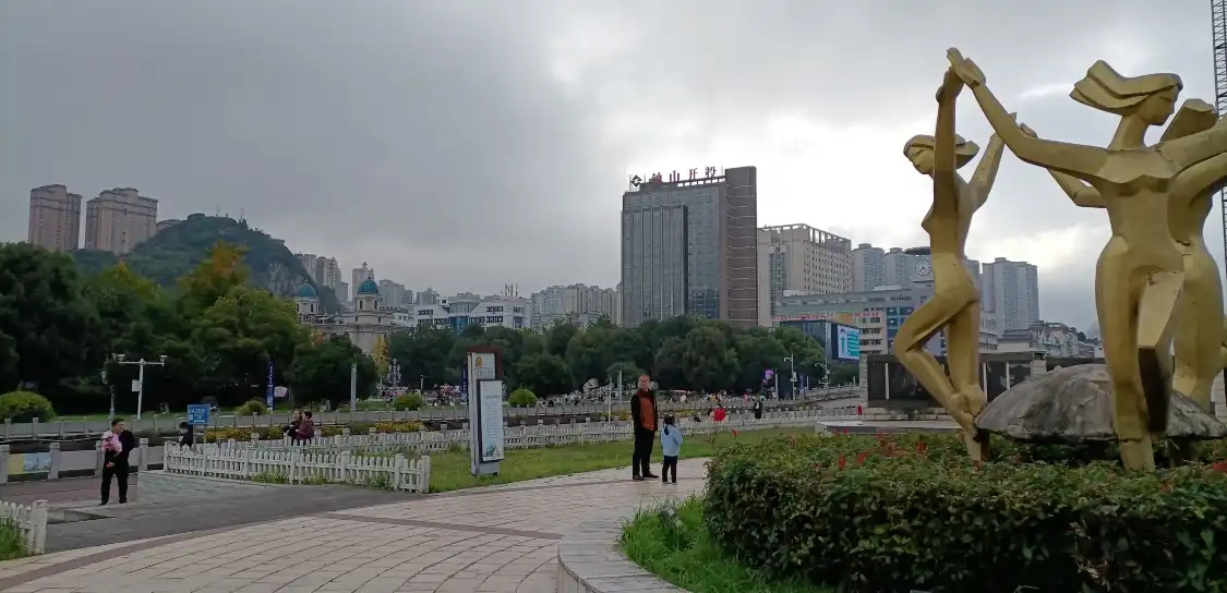 Hotel berhampiran People's Square