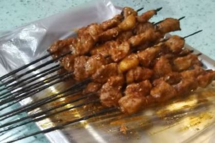 尕胡才炕锅烤羊肉馆(八一路店)