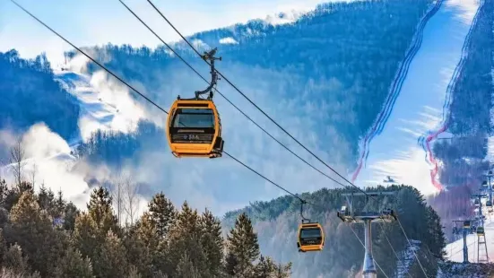 喀喇沁旗美林谷滑雪場