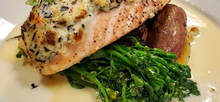 Cravings Wine Bar & Grille