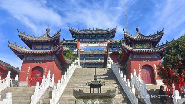 Heavenly Southern Gate, Jiulong Mountain
