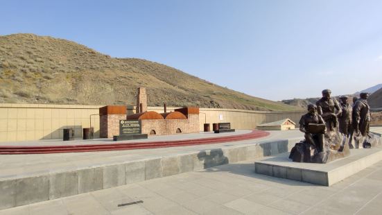 新疆第一口油井