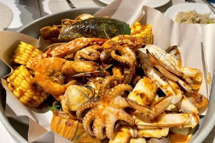 Chay Had Beach Front Restaurant & Lounge