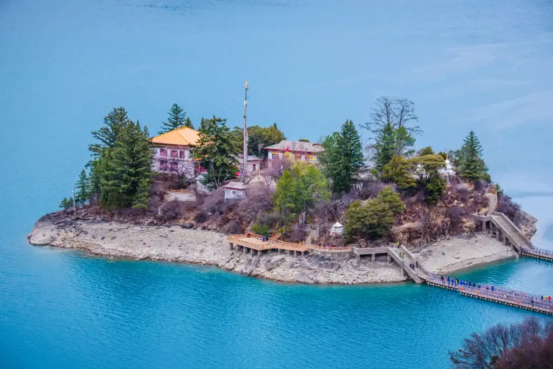 Hotels near Cuogaocun