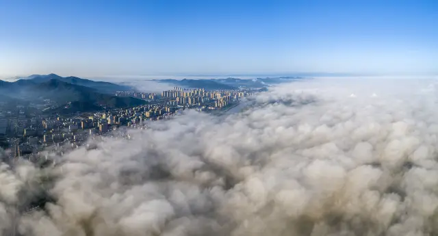 Sea of Clouds in Xiangyang