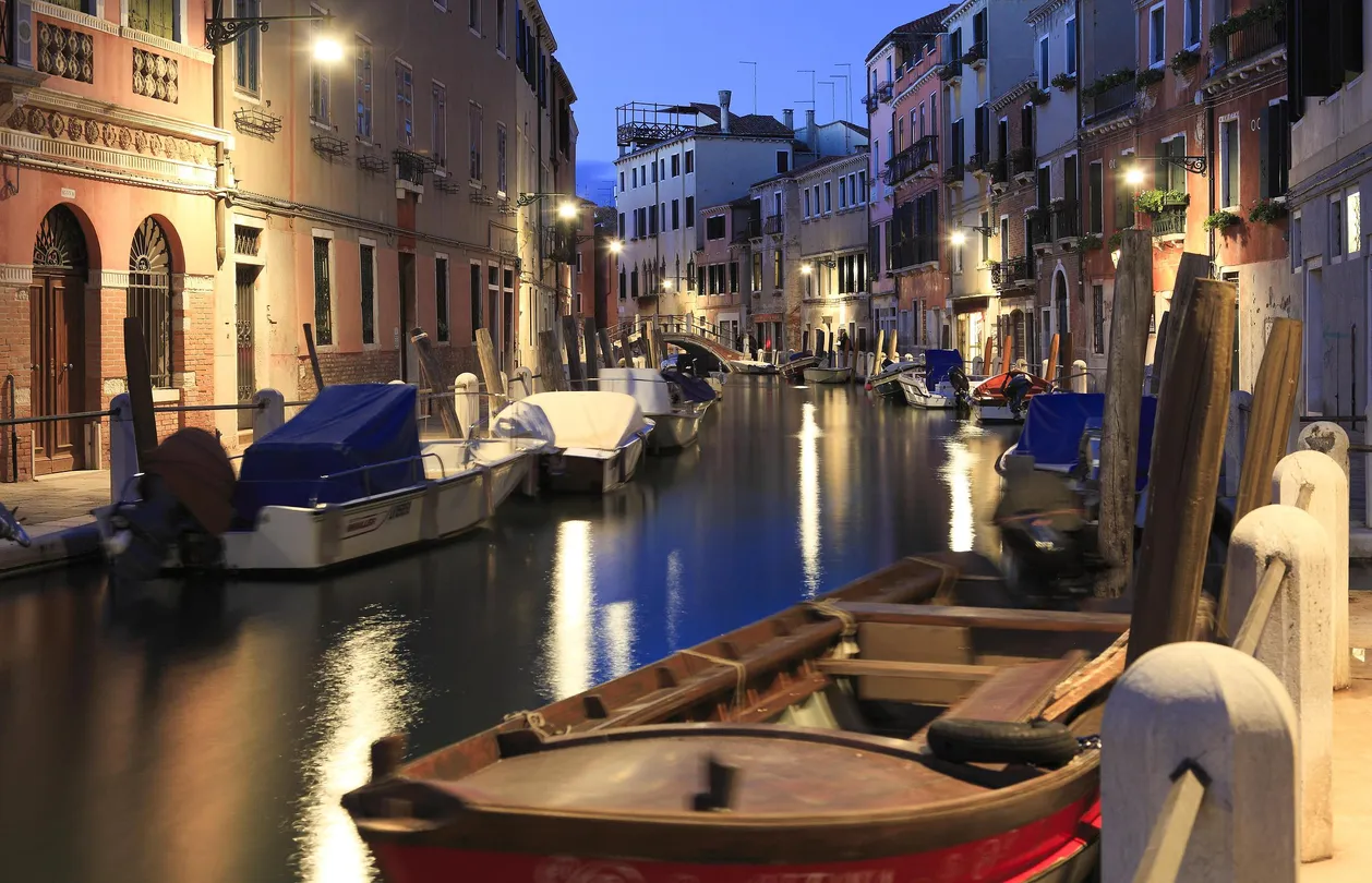 4_Grand Canal Night Cruises