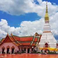 วัดพระธาตุเชิงชุม วรวิหาร