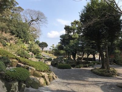 仙岩園建於1658年，是薩摩藩主島津氏的別邸，別名磯庭園。園