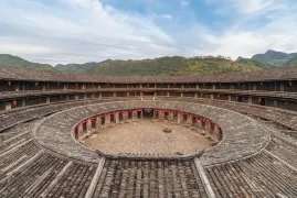 Hua E Building