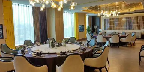 愛克建國國際酒店餐飲部