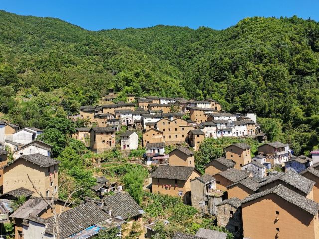 陽產土樓