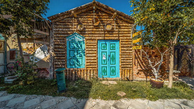 Departure from the street