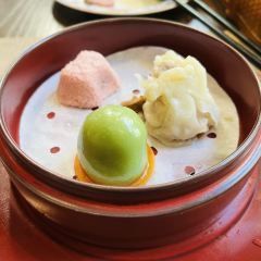 JIN YAN User Photo